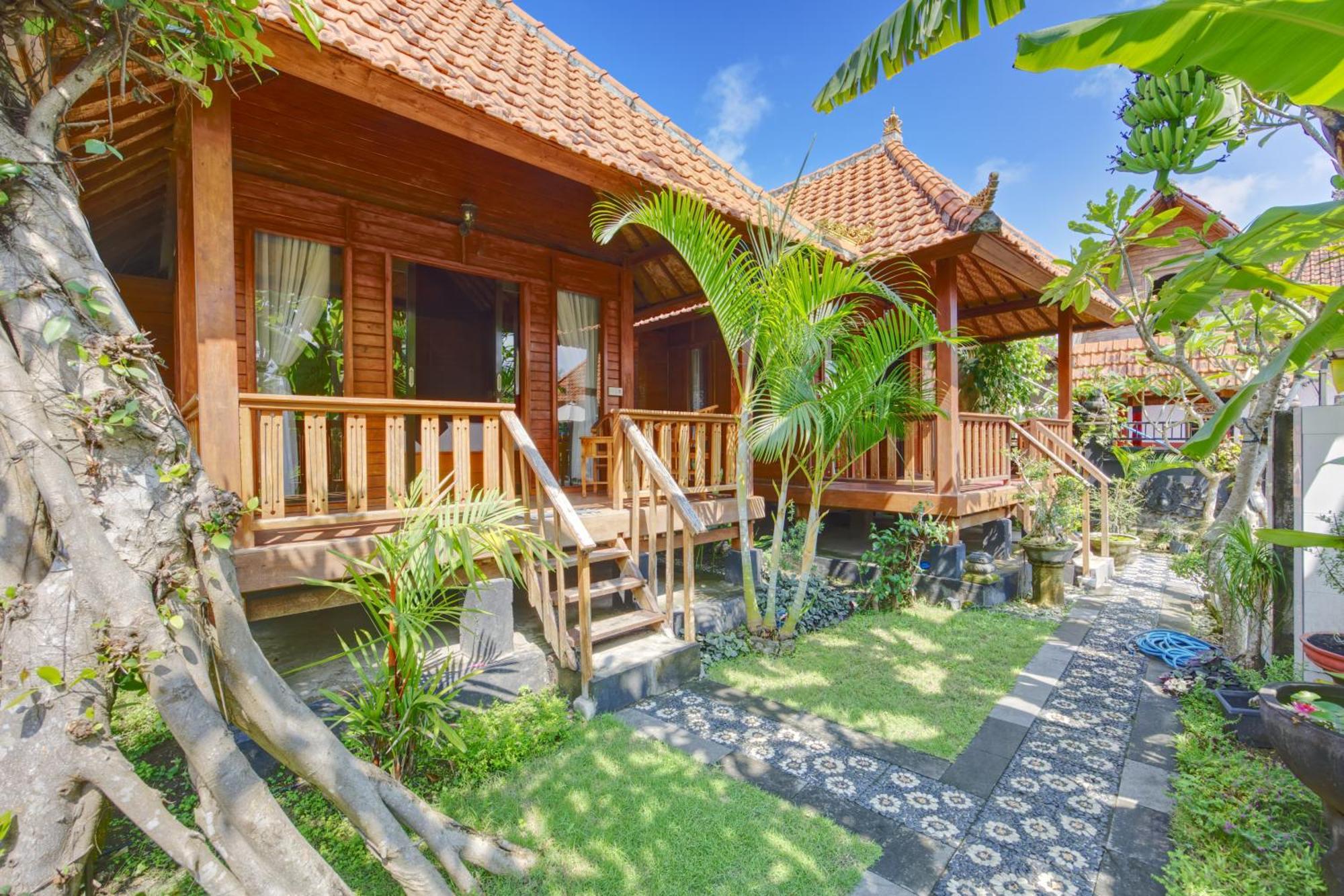 Ss Pangket Bungalow Toyapakeh Exterior photo